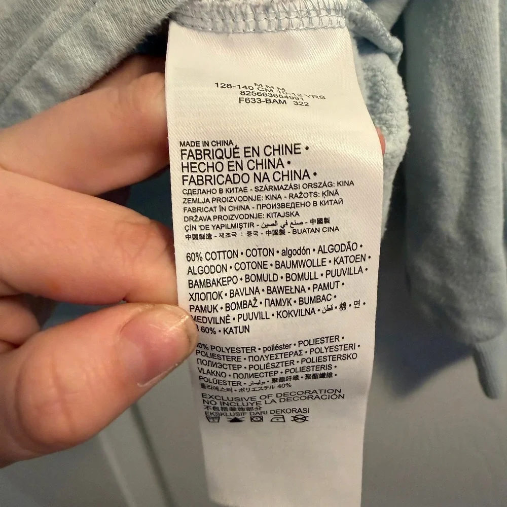 Levi's Girls Butterfly Graphic Sweatshirt Light‎ Blue Medium 10-12 Casual School
